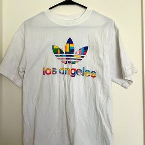 LOS ANGELES #PRIDE tee